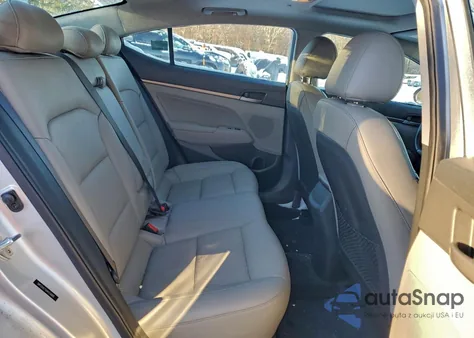 2017 Hyundai Elantra Se z USA, uszkodzony, nr VIN 5NPD84LF6HH154888